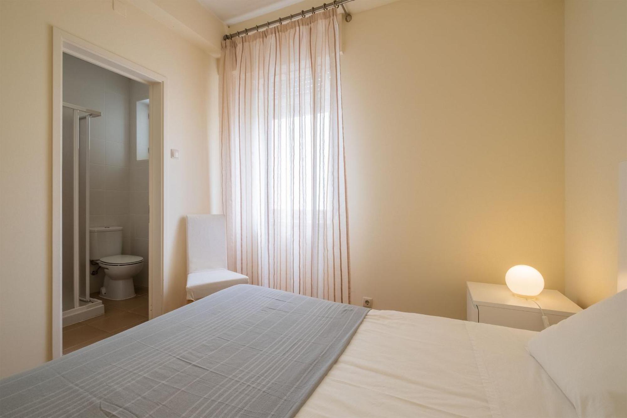 53 Urban Place 蓬塔德尔加达 外观 照片