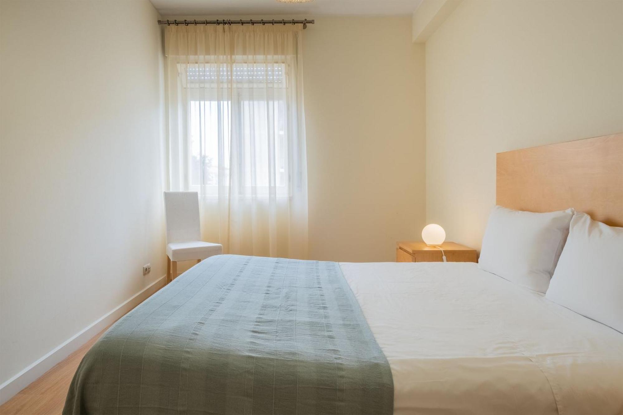 53 Urban Place 蓬塔德尔加达 外观 照片